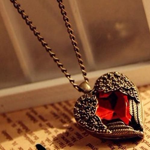 Colar Ruby Heart