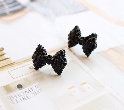 Brinco Black Tie